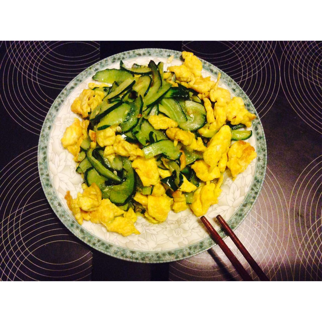 黄瓜炒蛋