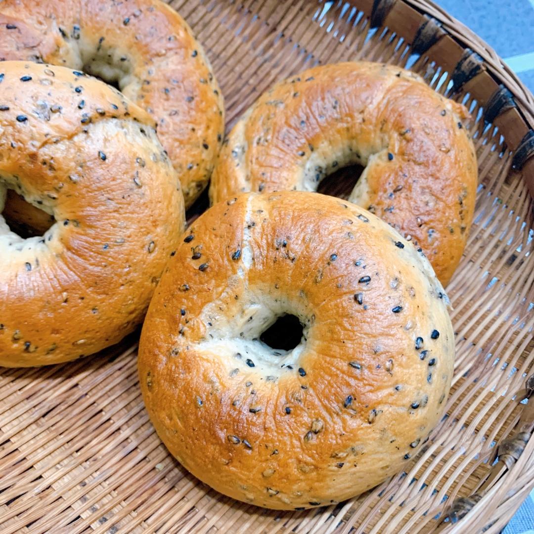 原味贝果🥯/黑芝麻贝果🥯