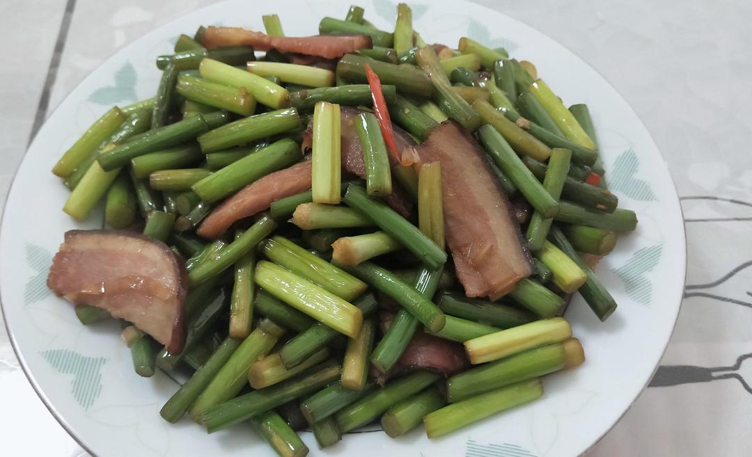 蒜薹腊肉