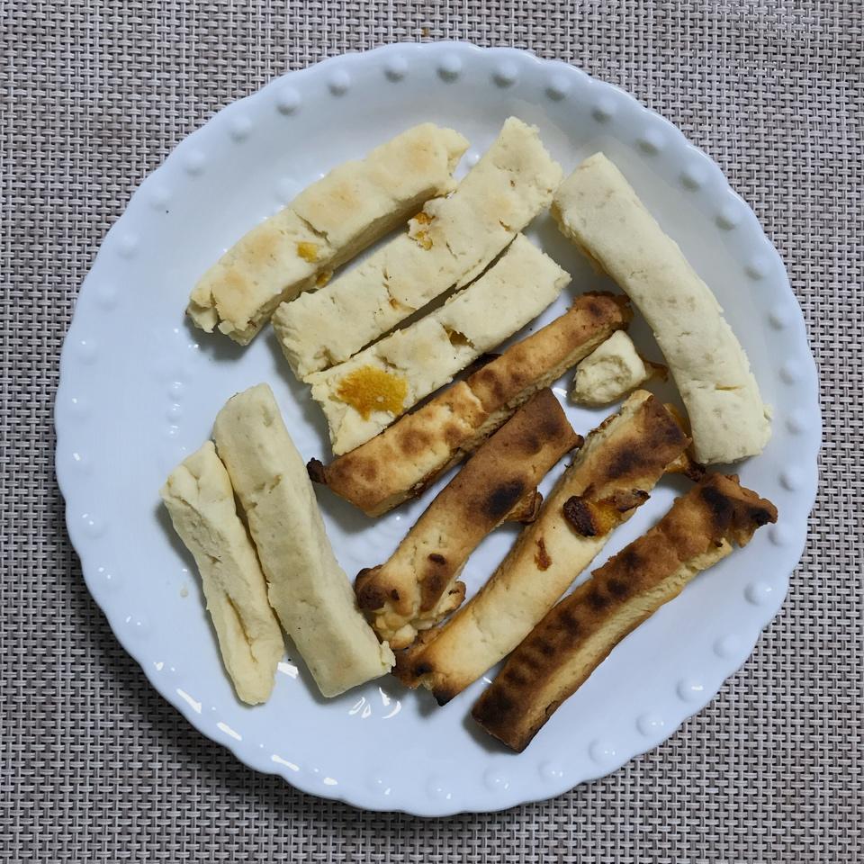 新年伴手礼：柠檬香脆棒饼干