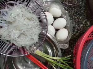 瘦身餐—银鱼煎蛋的做法 步骤2