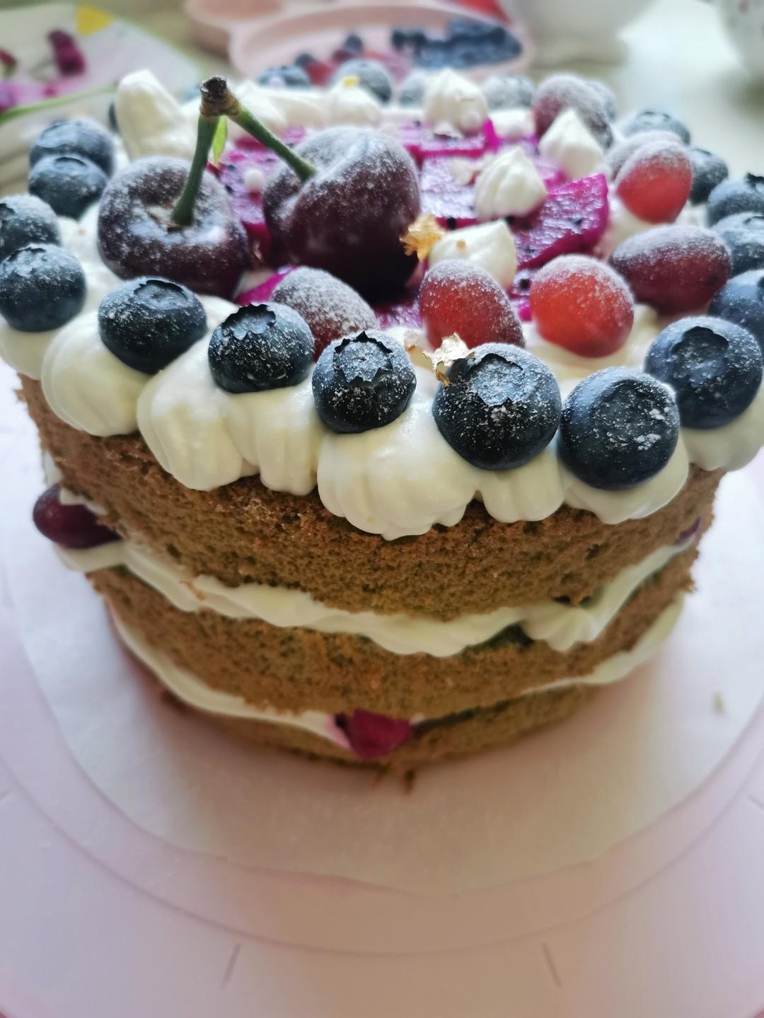 20种新手友好的生日蛋糕造型装饰