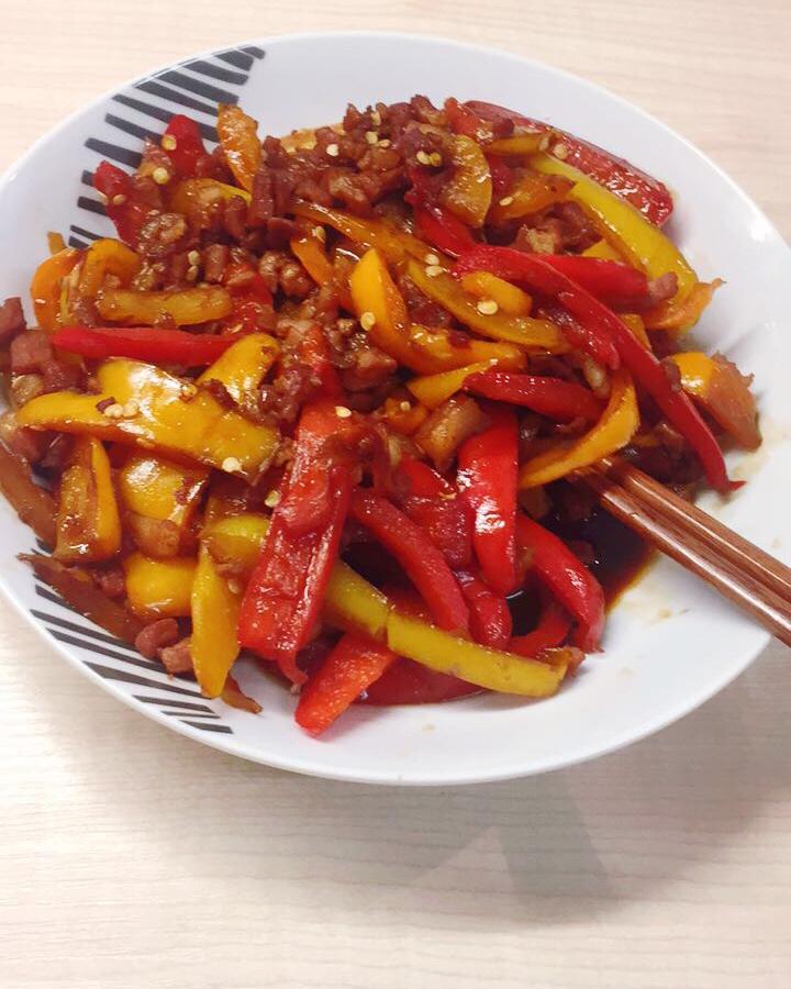 青椒炒肉片