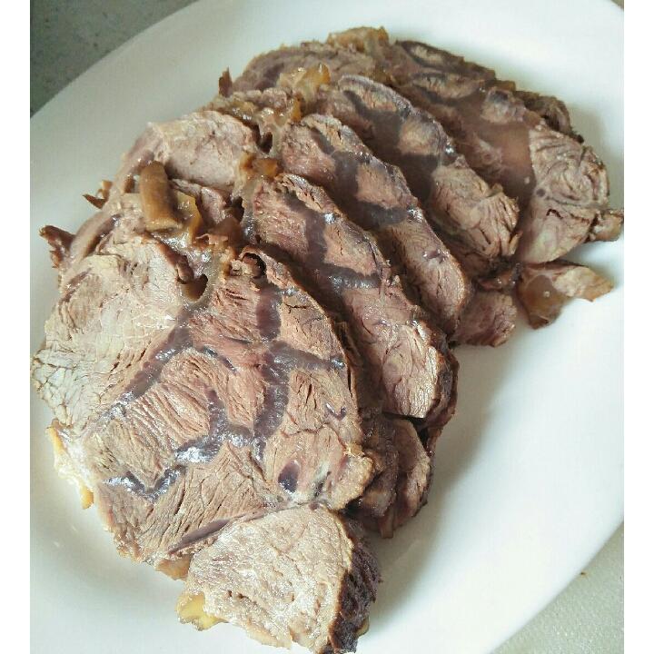 卤牛肉