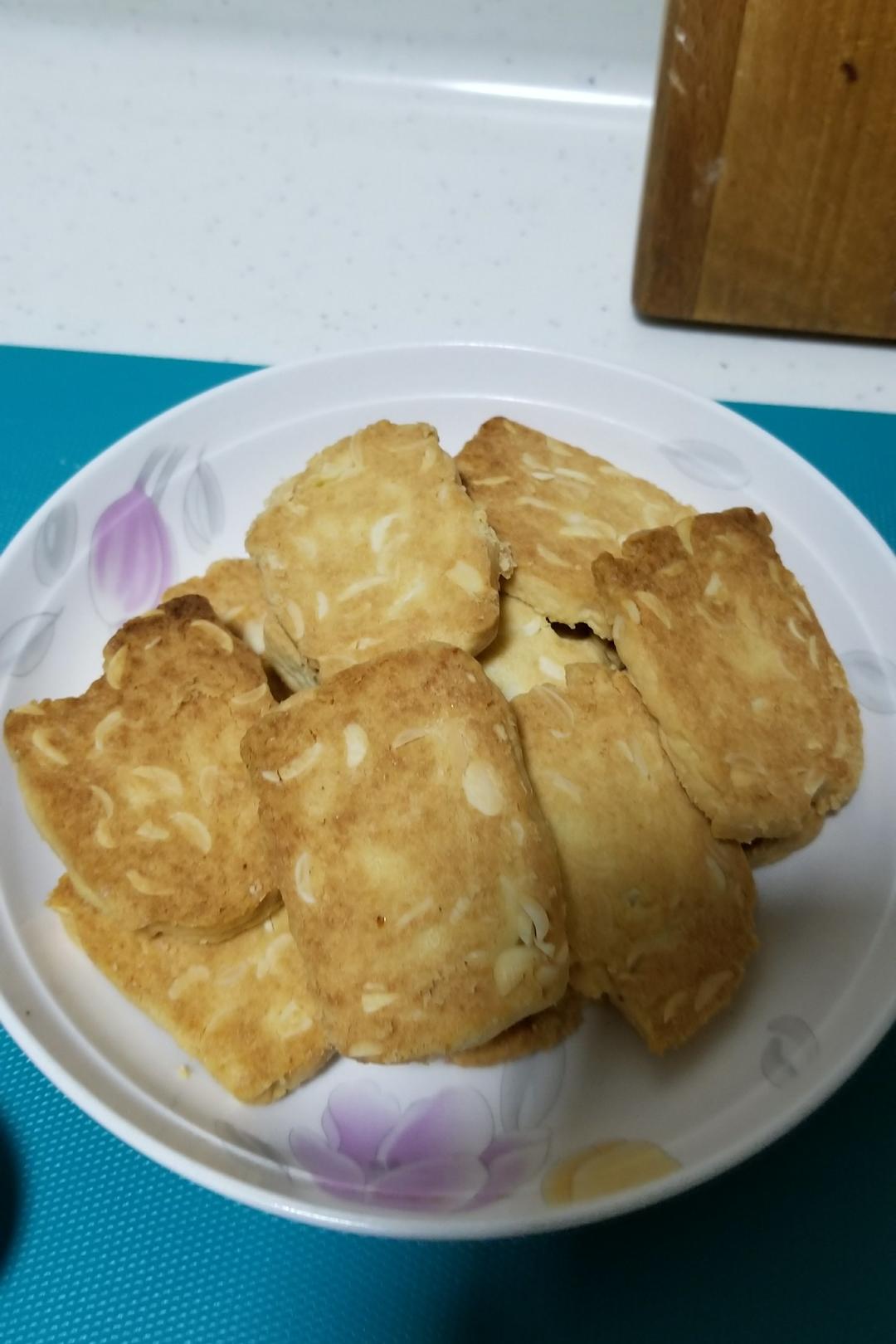 松仁酥饼干