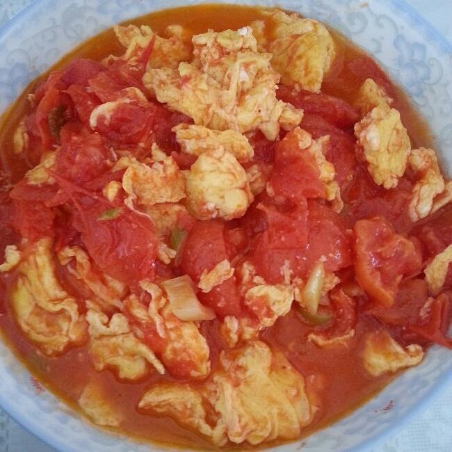 西红柿炒鸡蛋的做法