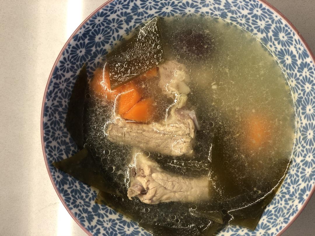 海带排骨汤