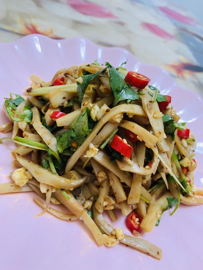 比肉还要好吃的凉拌菜！简单易做。
