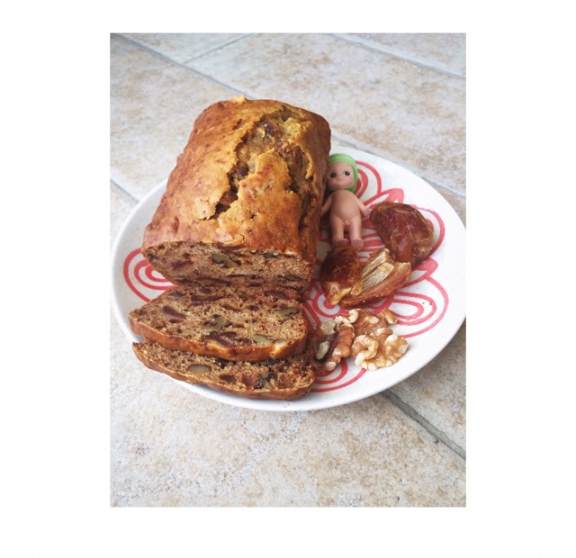 椰枣核桃快速面包Dates and Walnuts Quick Bread