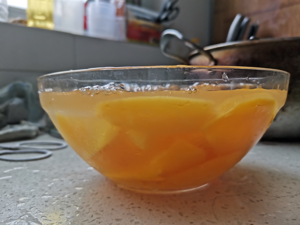 自制黄桃罐头自用的做法