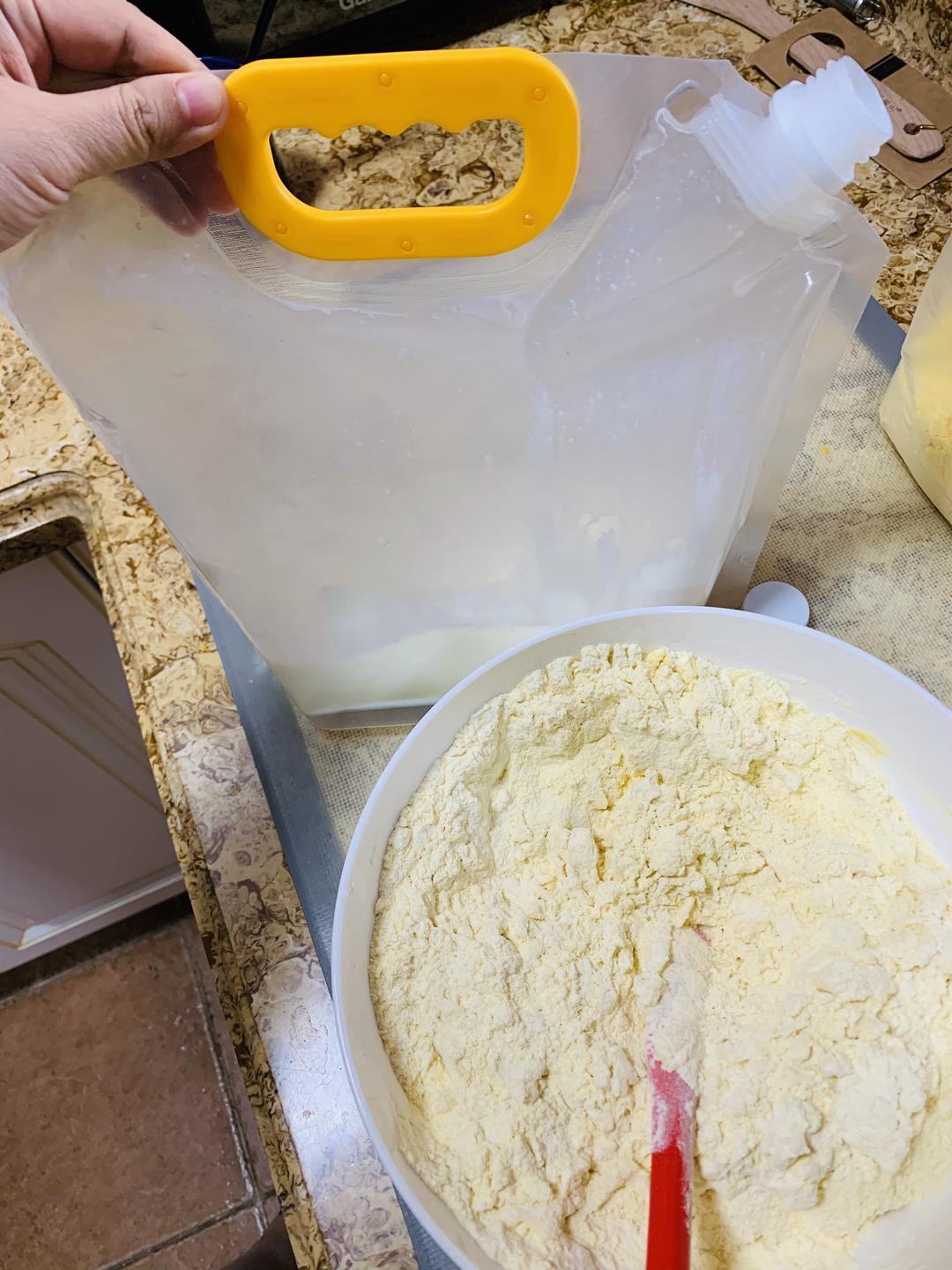 纯奶手撕吐司的做法 步骤1