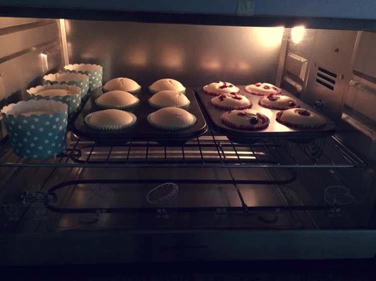 《Tinrry+》戚风蛋糕（6寸配方）（基础、超详细教程）