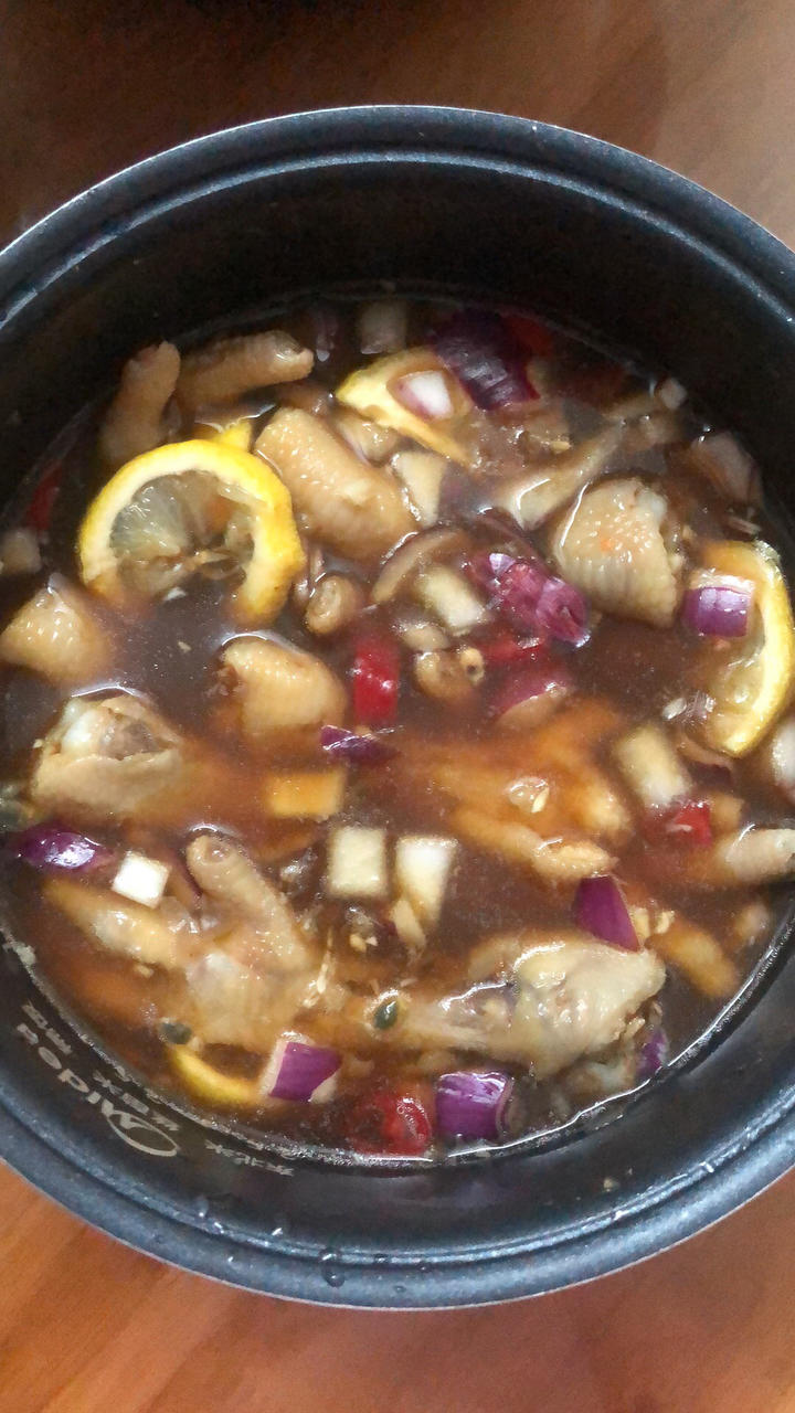 好吃到炸裂‼️网红美食｜柠檬百香果泡鸡爪