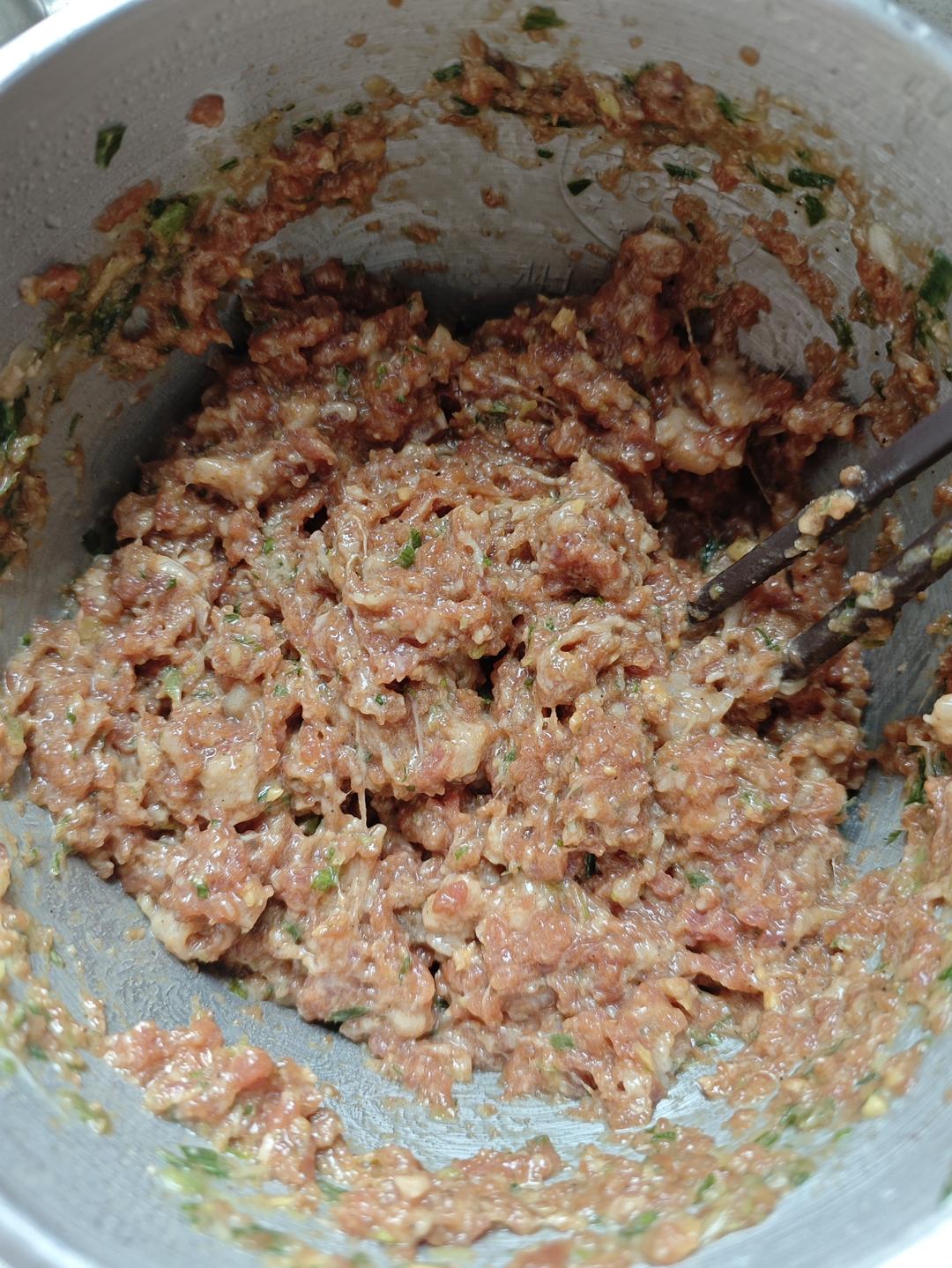 神仙配方肉包子     15个左右