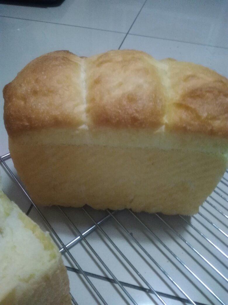 牛奶面包吐司