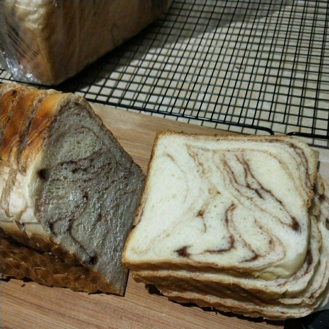 紫薯大理石纹吐司