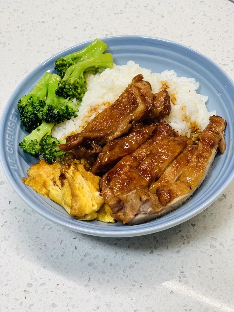 照烧鸡腿饭