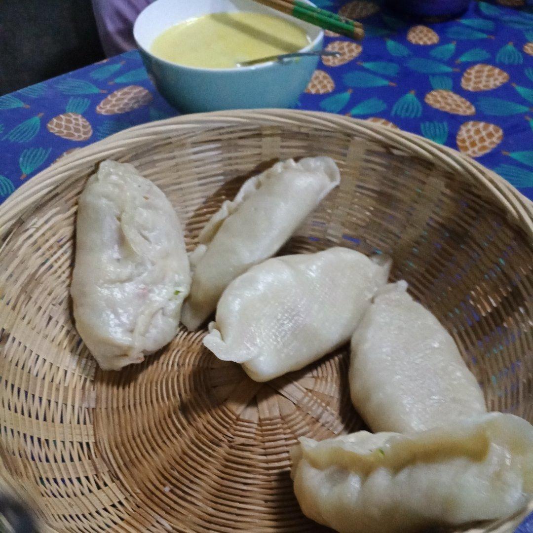 西葫芦烫面蒸饺