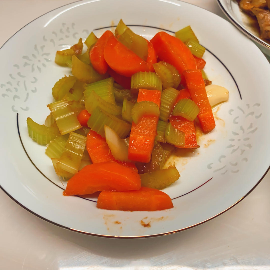 ✅第5道快手低脂菜🥕清脆爽口的芹菜炒胡萝卜✨