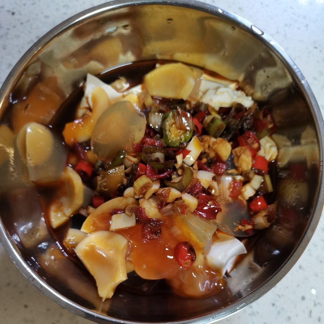 皮蛋拌豆腐（从这道菜说起，如何拌出好吃的凉拌菜）