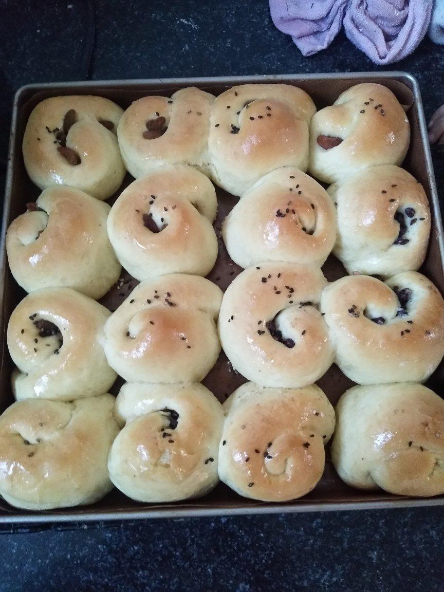 蜂蜜脆底小面包