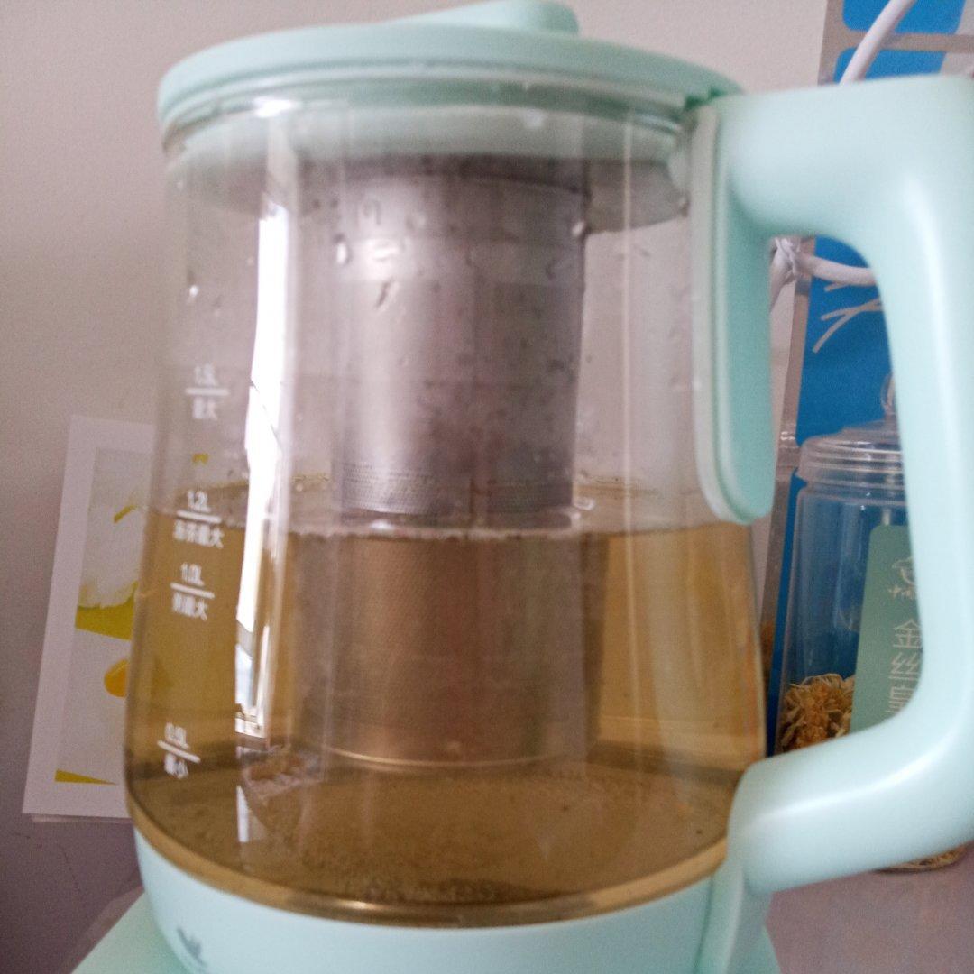 【酸梅汤】最正宗的古法酸梅汤，是烟熏味的