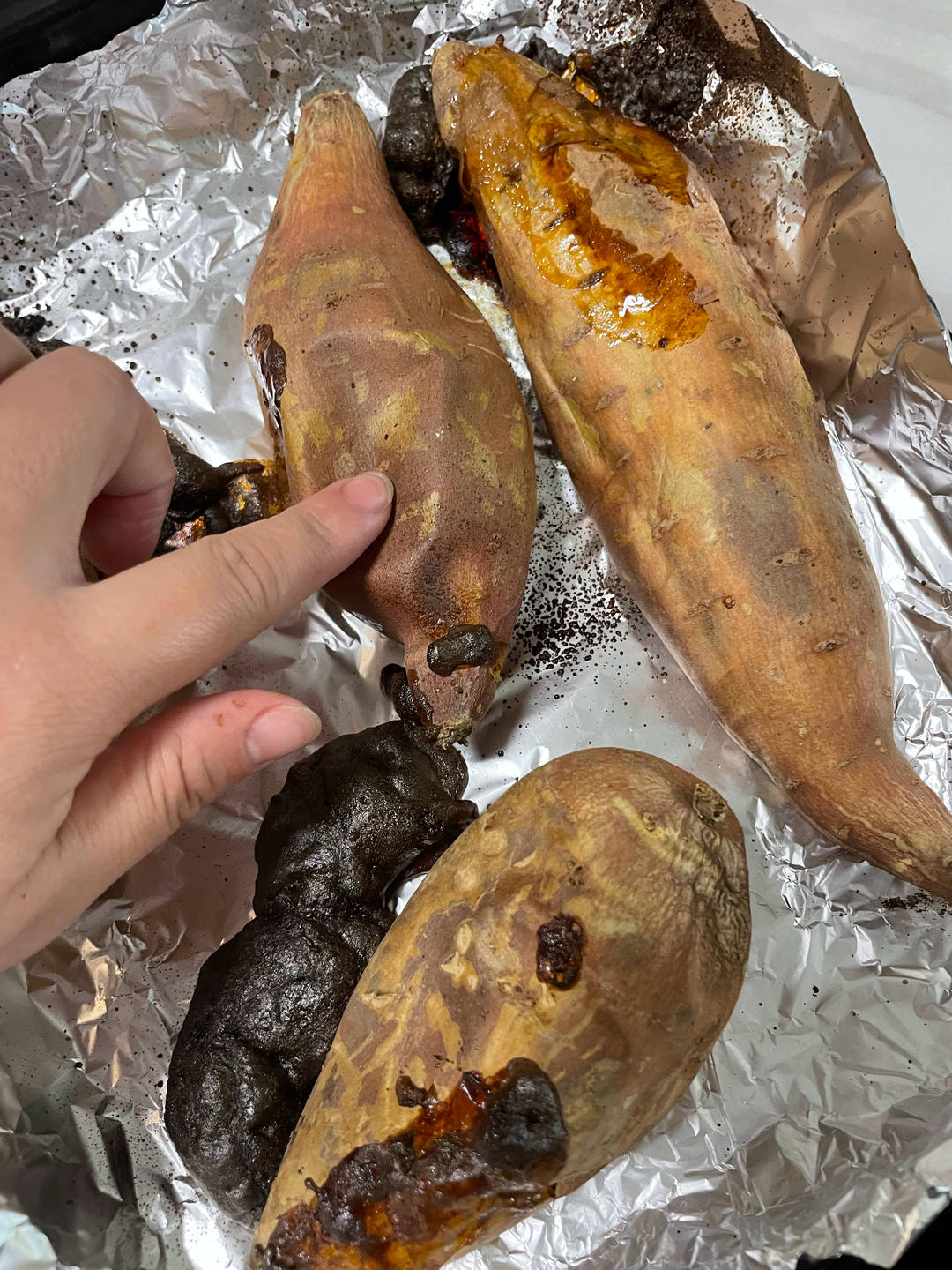 【糯唧唧的烤红薯】糖油四溢皮肉分离外糯里嫩吸溜着吃！