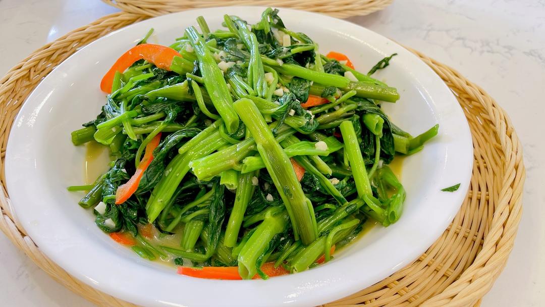 椒丝腐乳炒通菜的做法