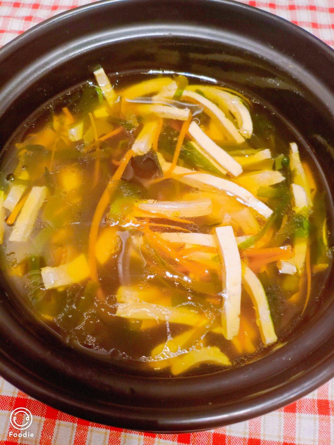 蛤蜊海带豆腐汤