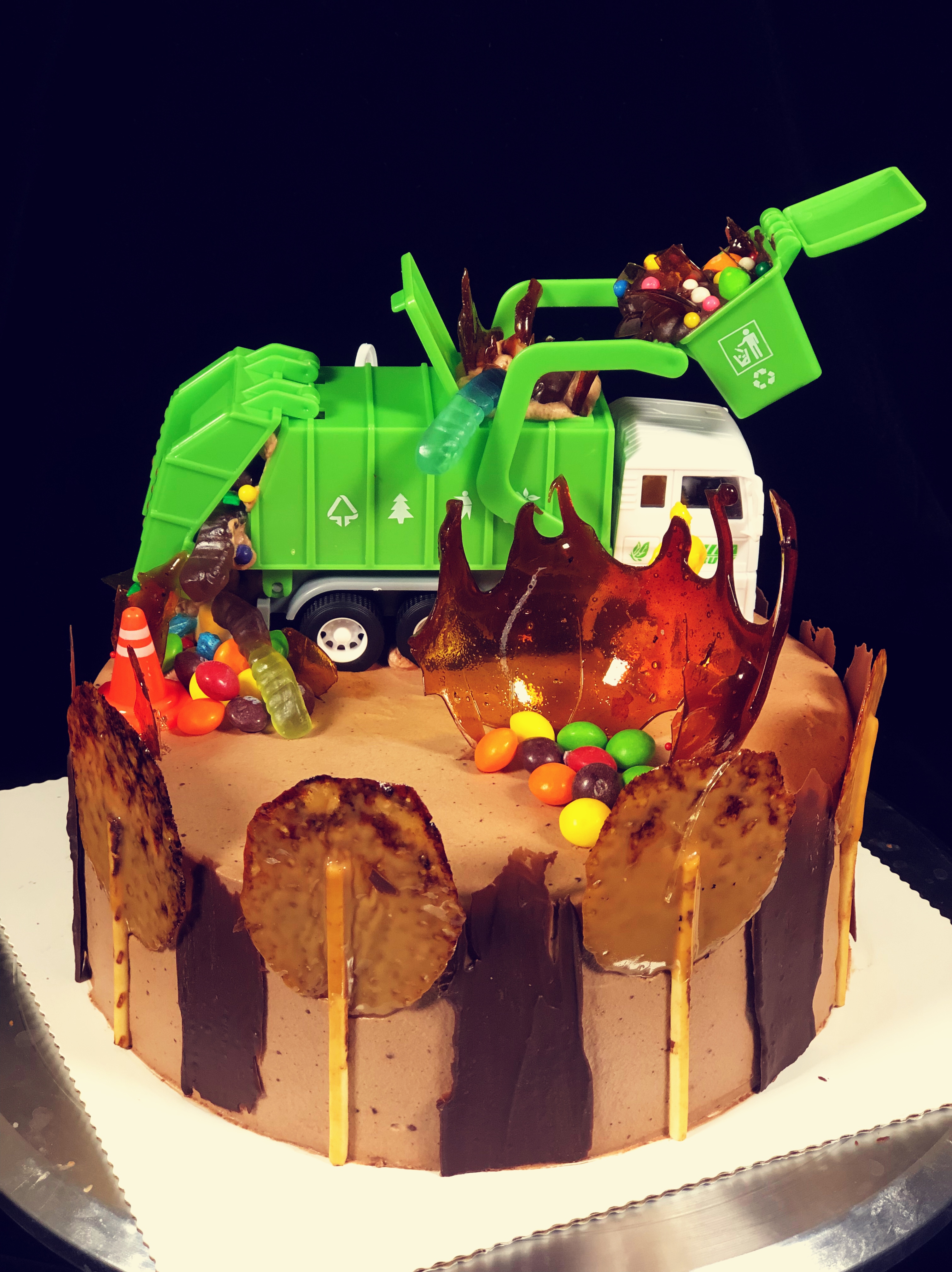 垃圾车生日蛋糕