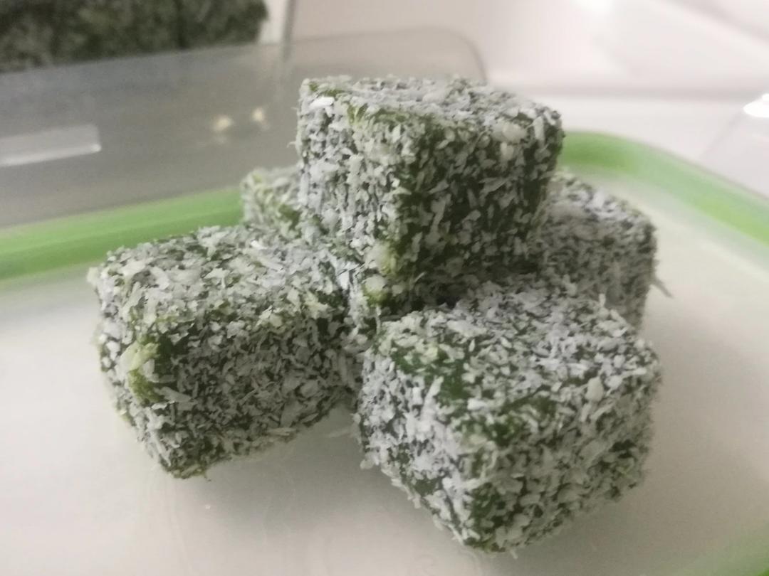 菠菜椰蓉方糕  宝宝辅食食谱