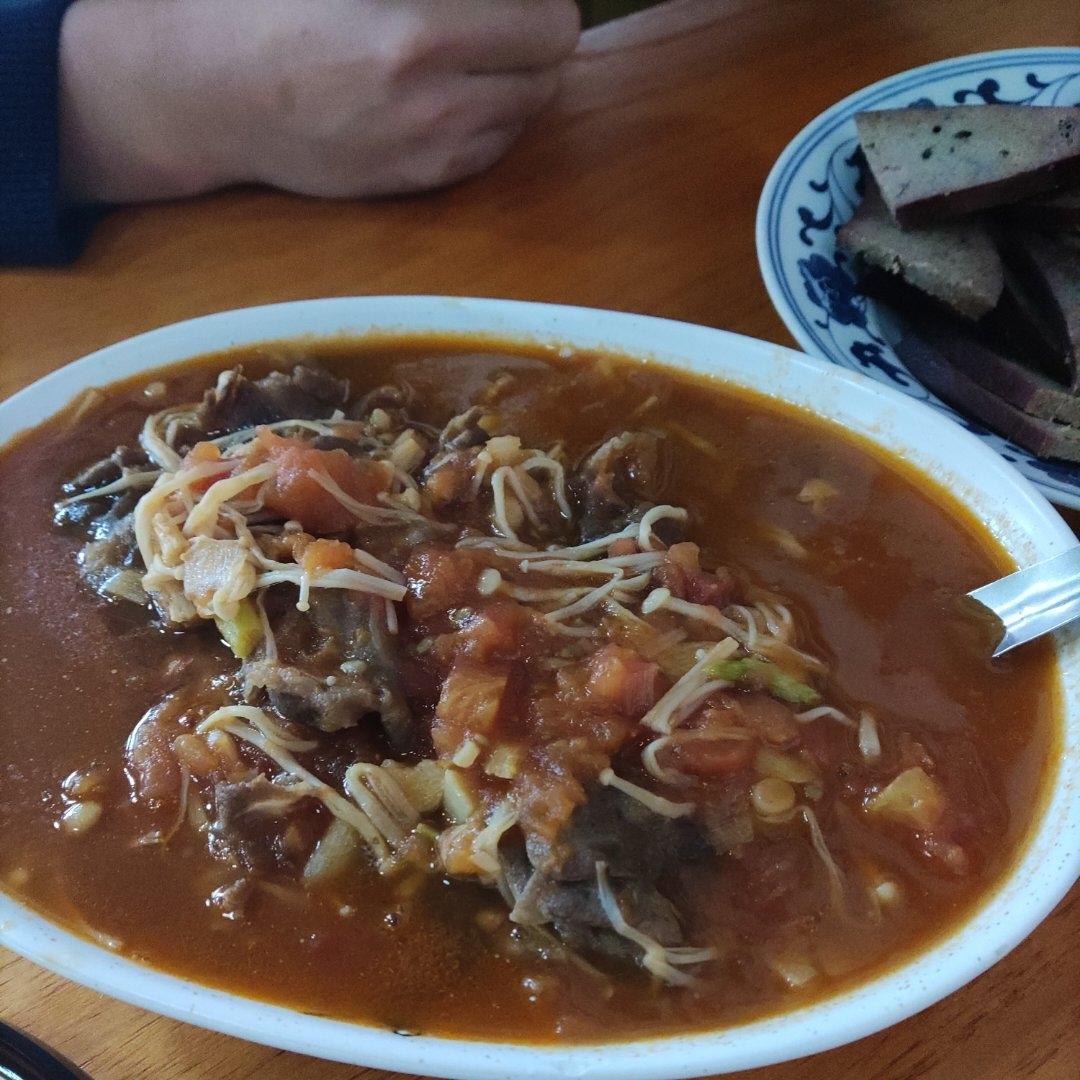 番茄肥牛金针菇