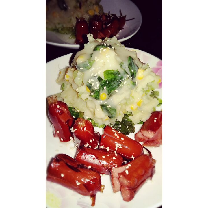 罗勒土豆泥配章鱼君（脆皮肠）