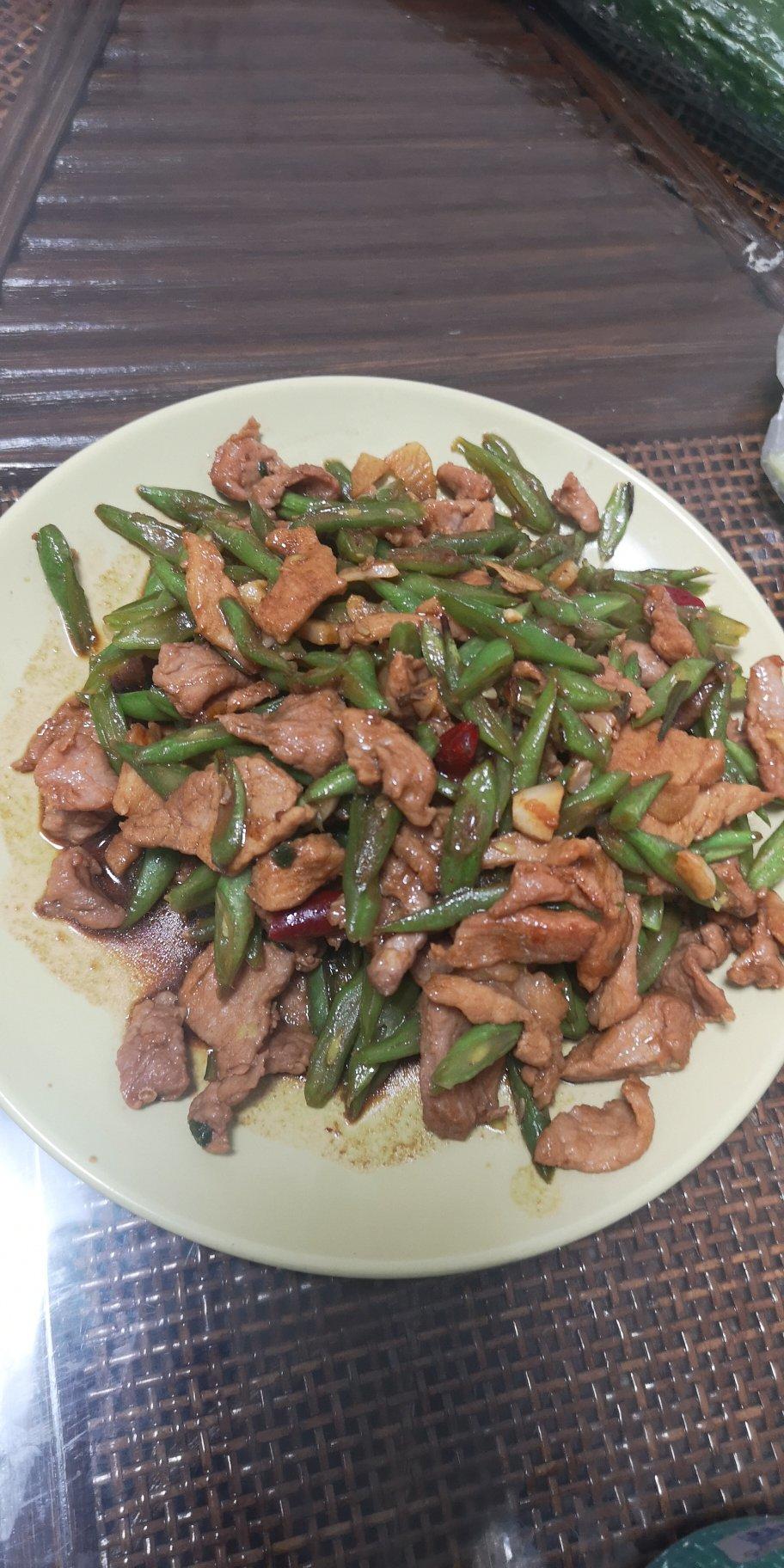 家常下饭菜：四季豆炒肉