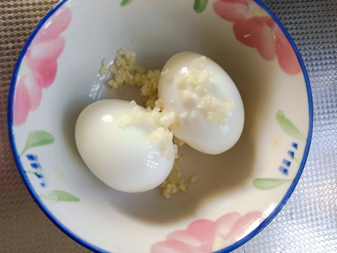 惊艳到南方胃的鸡蛋蒜