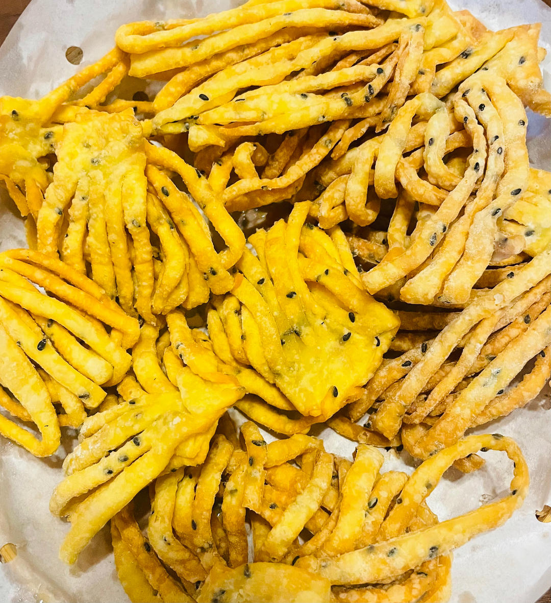 过年必备麻叶、排叉、撒子