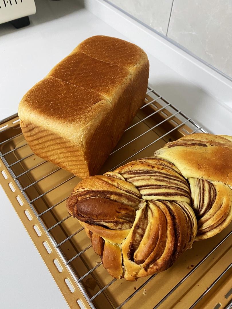 🍞消耗淡奶油吐司｜无黄油｜软绵绵｜奶香浓郁