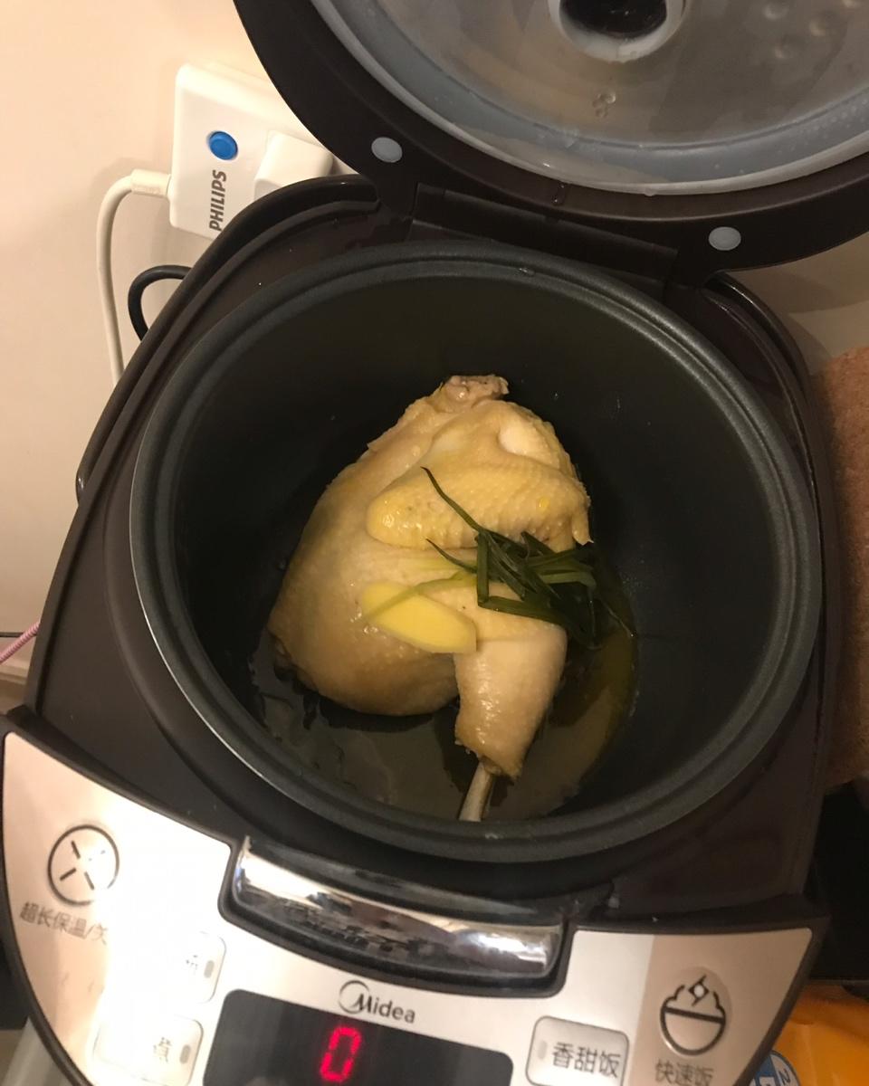 larrisl做的电饭煲版盐焗鸡