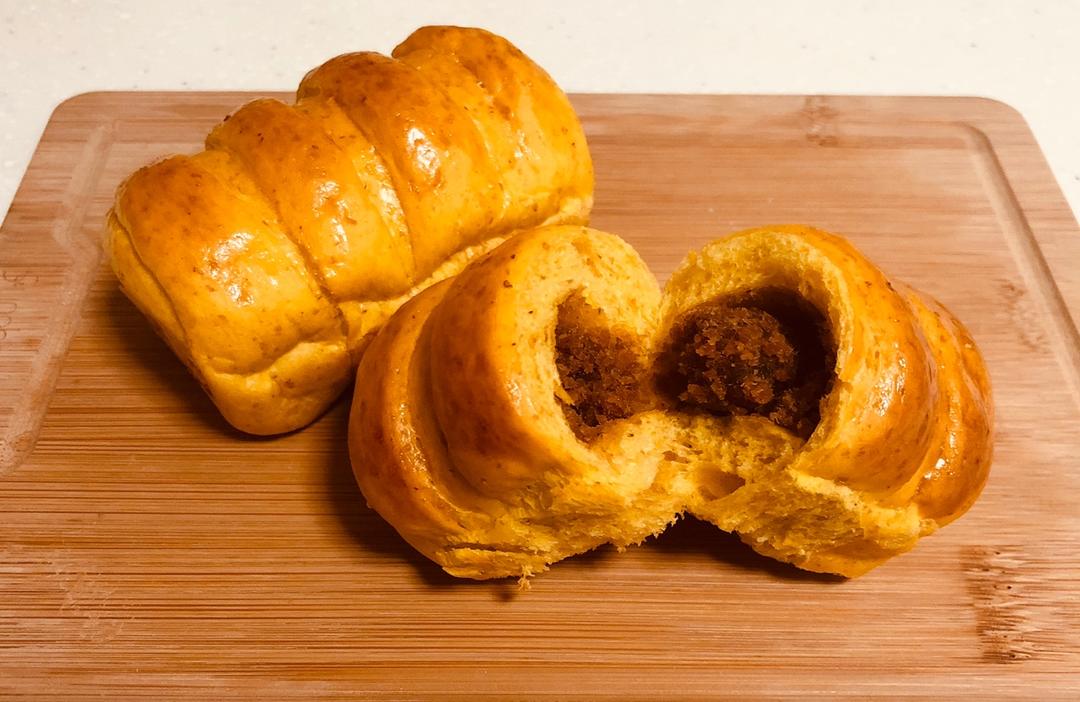 南瓜全麦肉松卷