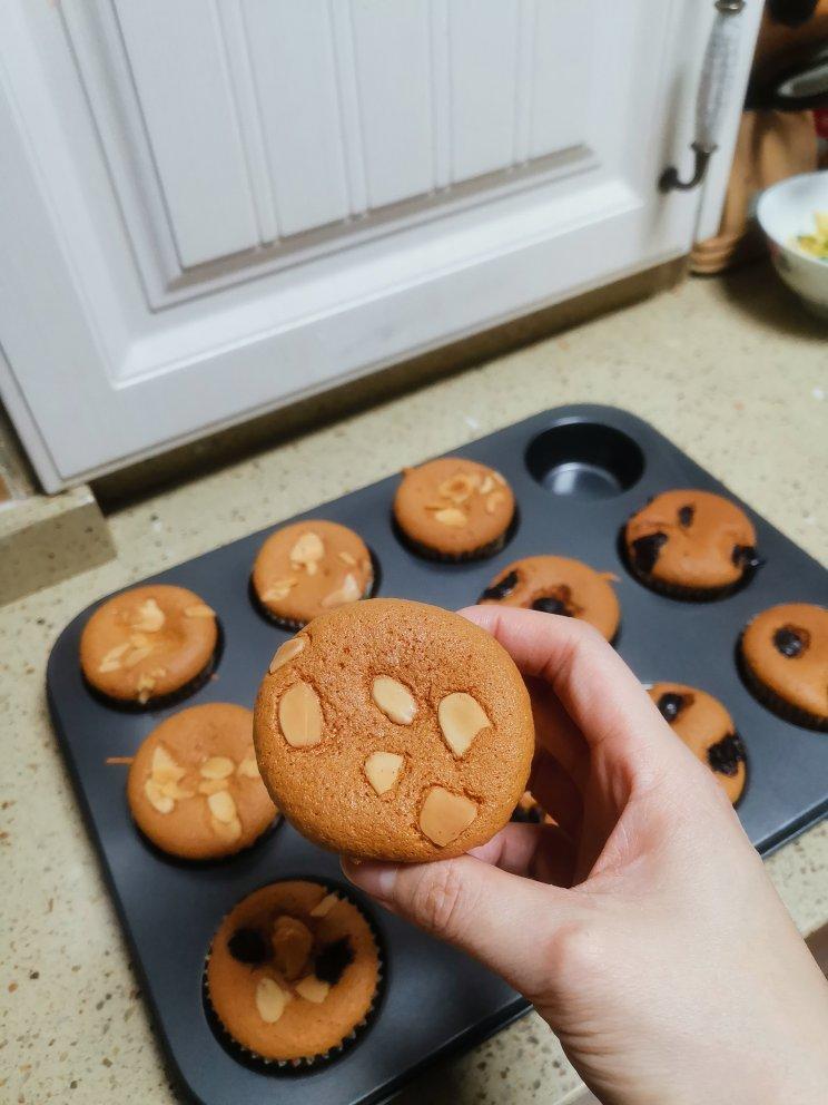 软绵绵杏仁纸杯蛋糕🧁（超详细）想失败都难