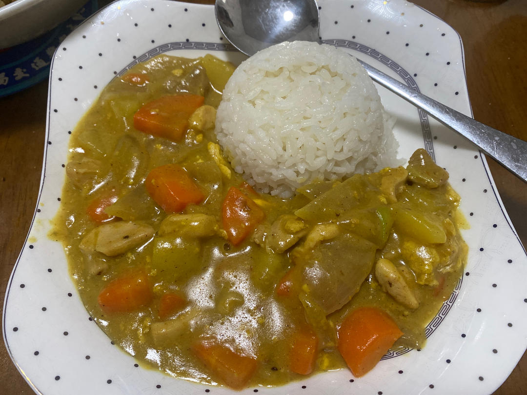 零失败日式咖喱鸡肉饭！！最正宗日本家庭做法！简单又好吃！