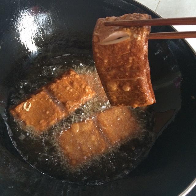 油炸五香豆腐干的做法