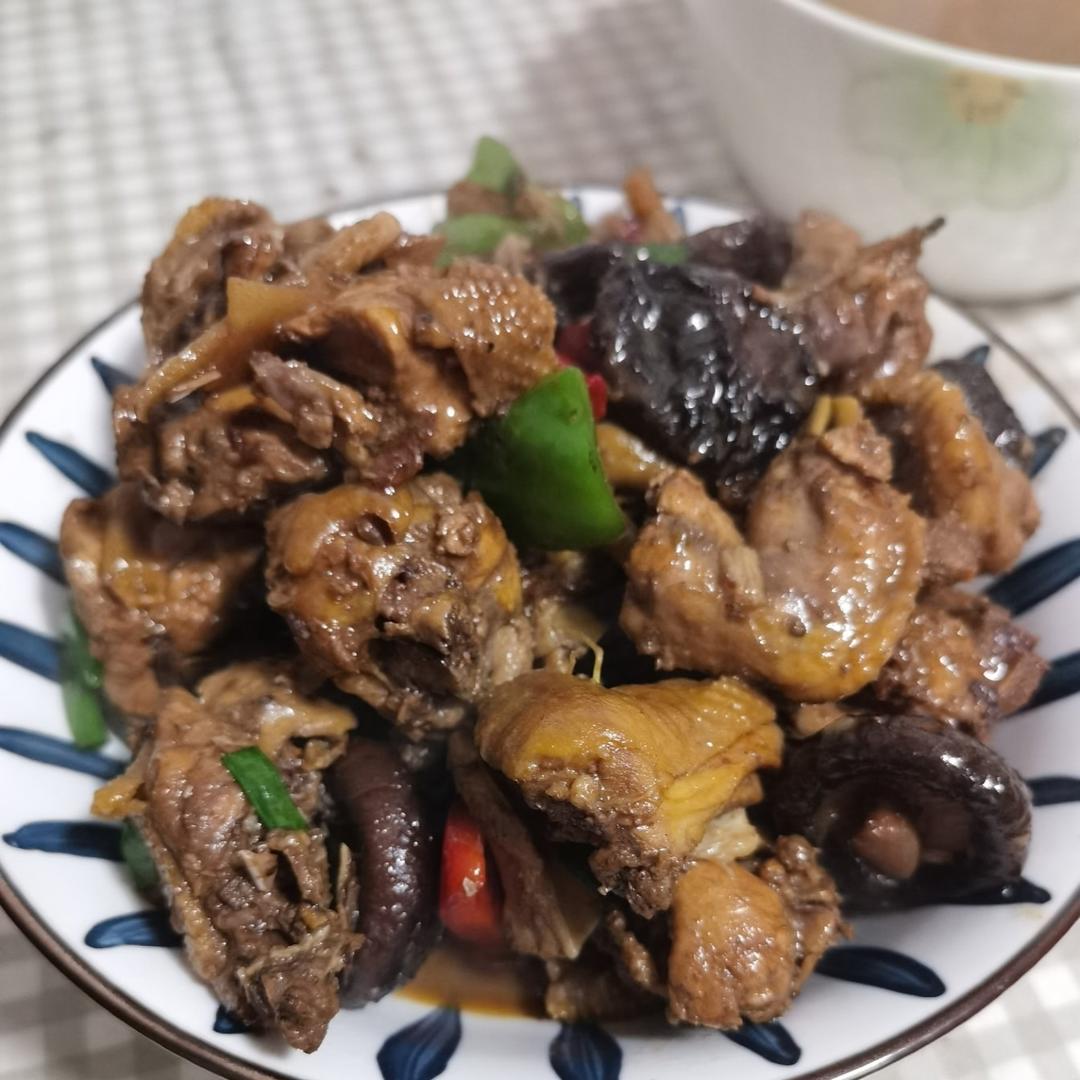 简单易做好吃到舔盘子的家常红烧鸡块