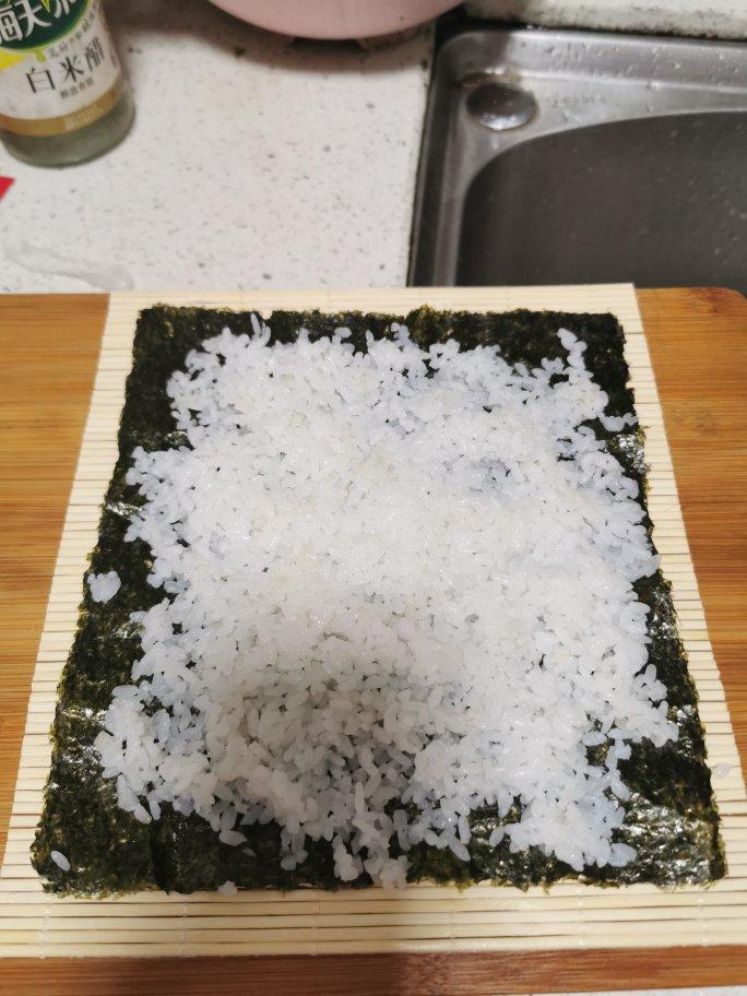 紫菜卷寿司