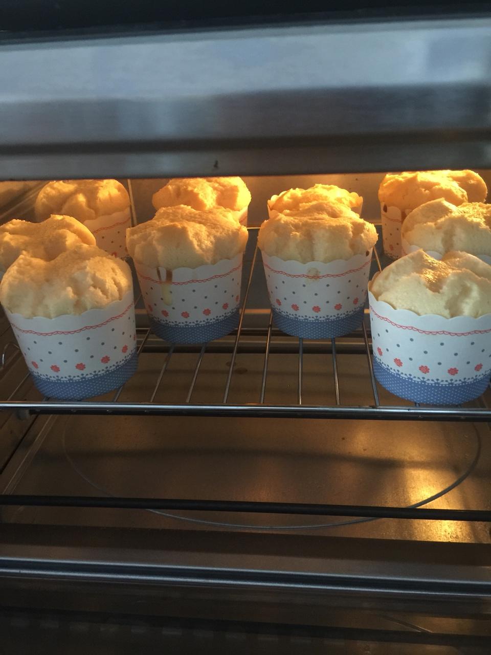 执子之手,打死喂狗做的杯子戚风蛋糕