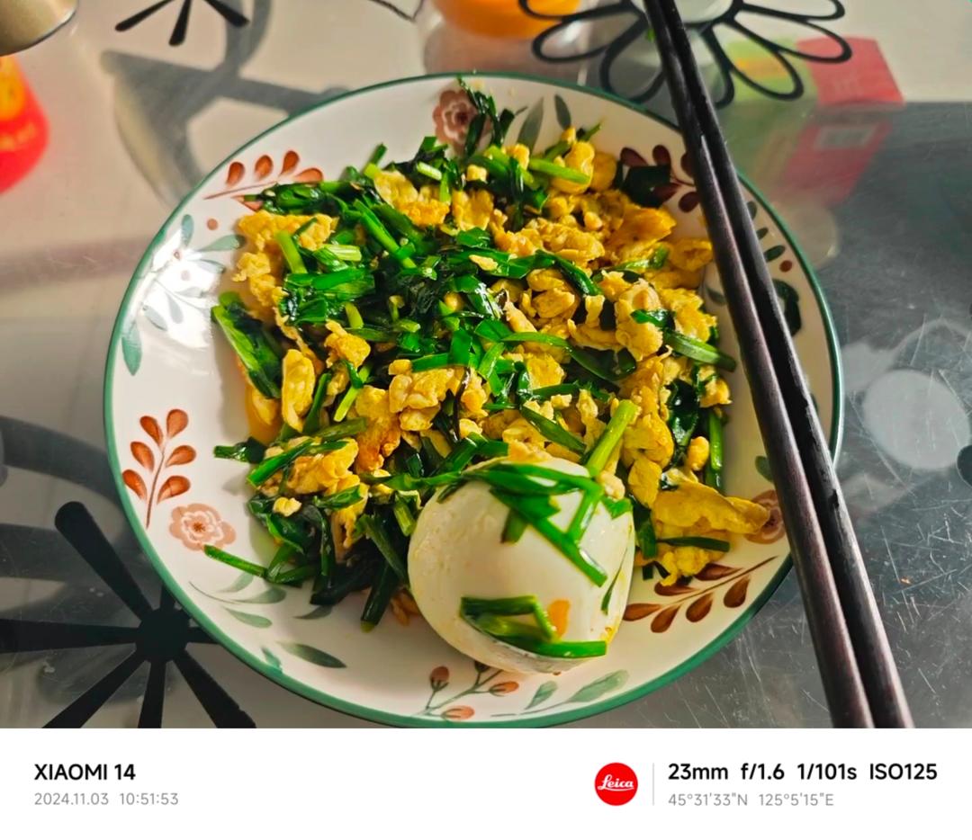 韭菜炒鸡蛋——三分钟快手下饭菜 掌握火候的秘诀