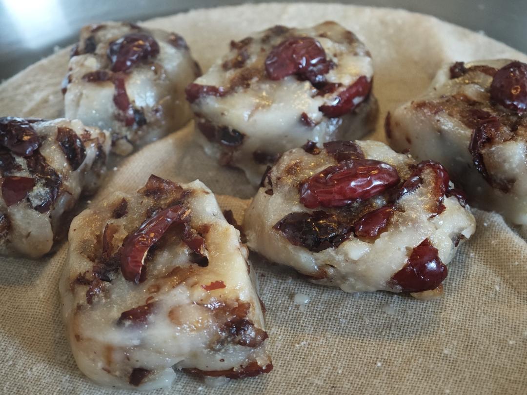 牛奶红枣糯米糕