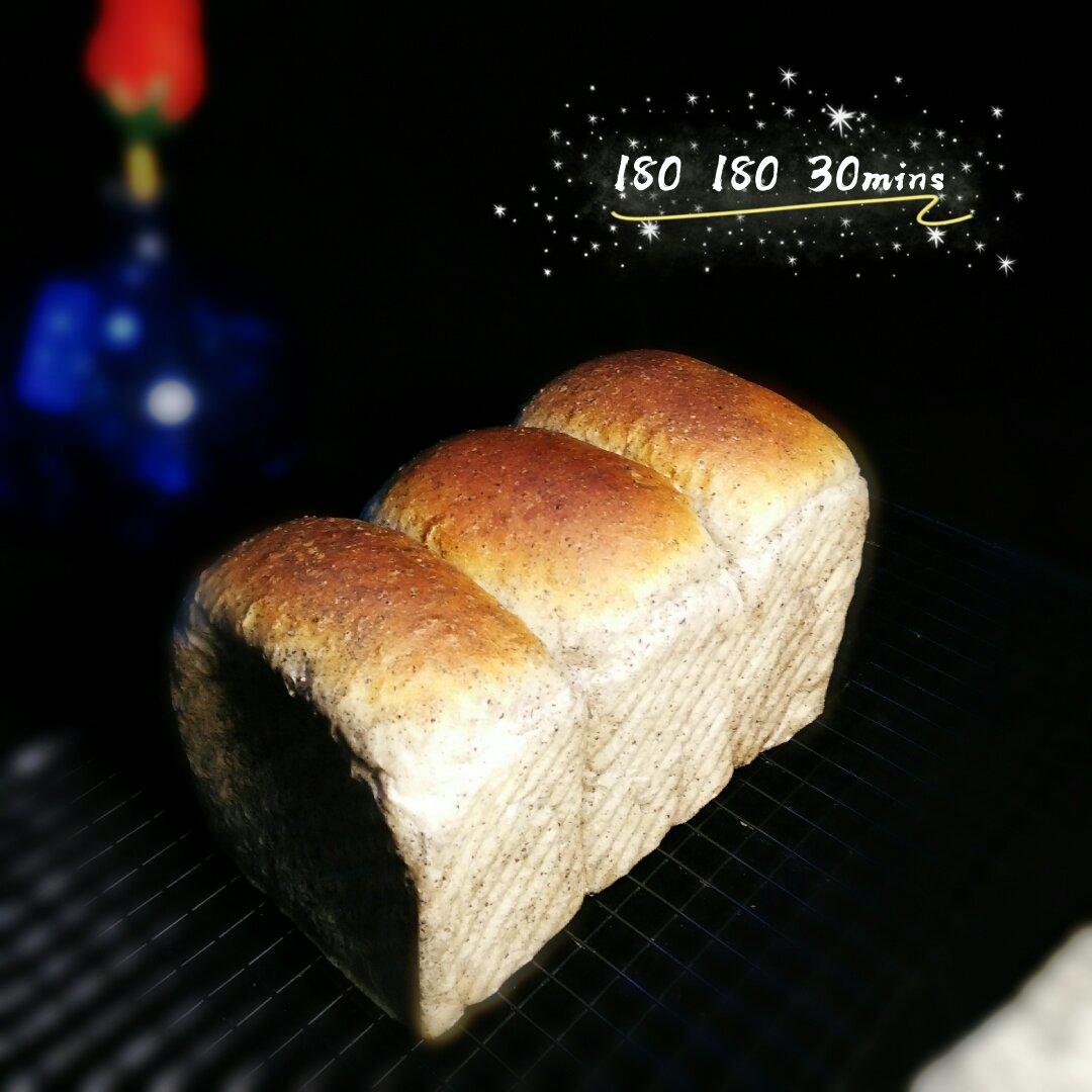 金大旺的黑芝麻吐司