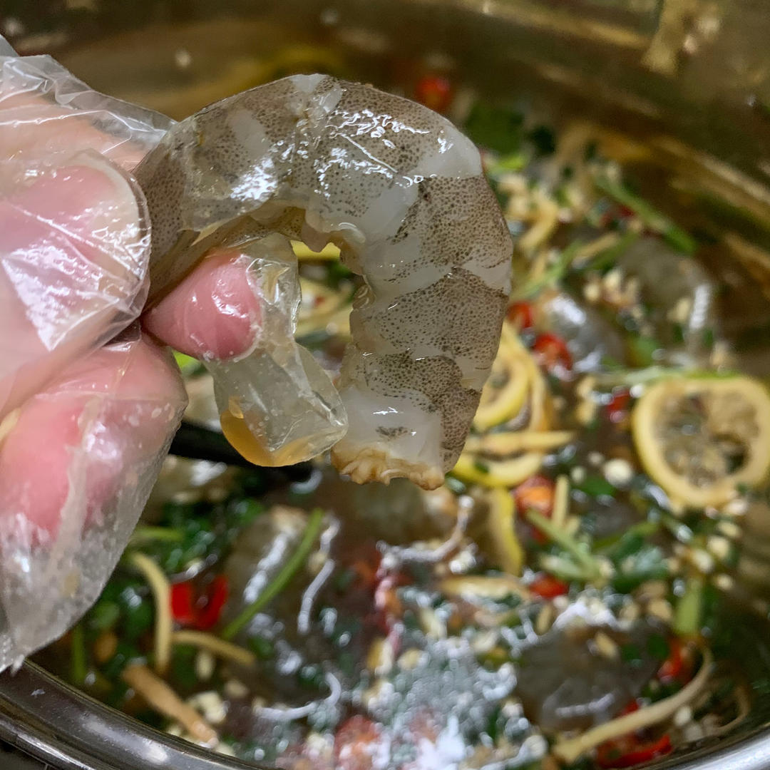 生呛虾，生腌虾（肉质细腻，口感鲜美）