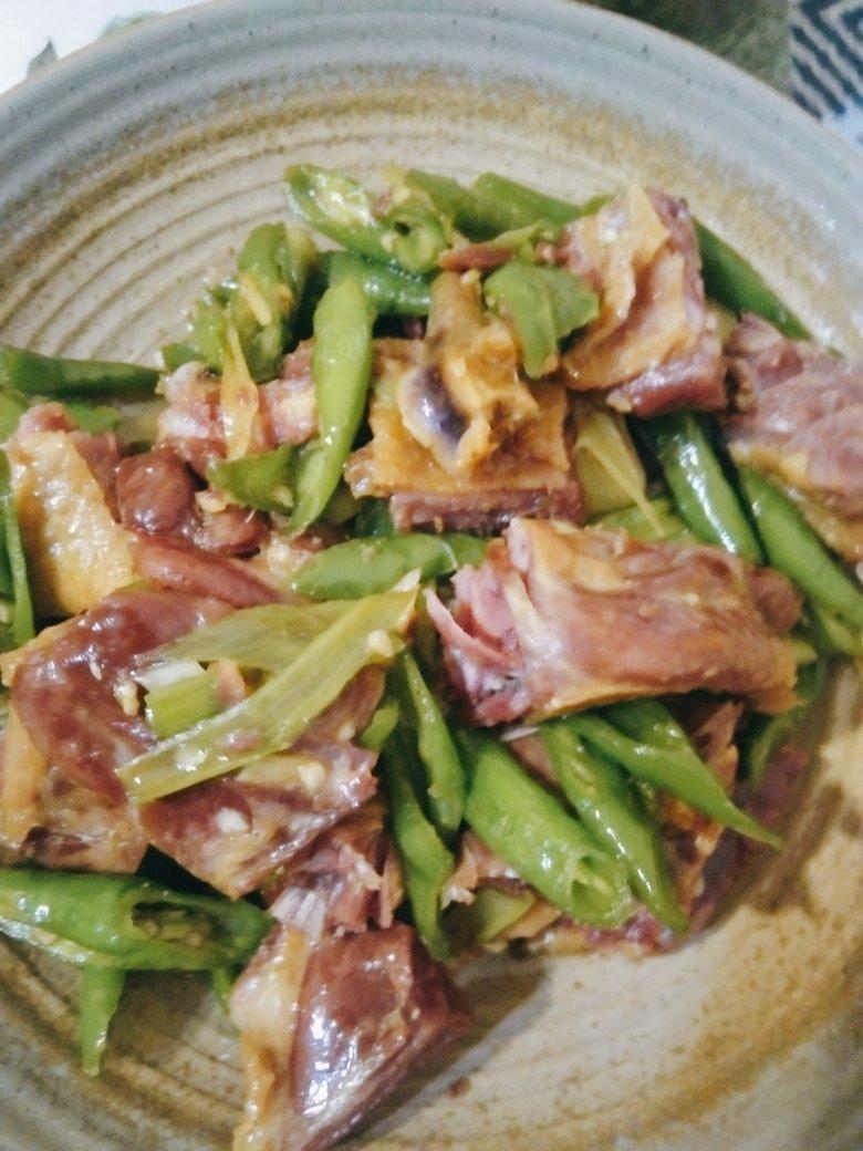 蒸咸鸭腿